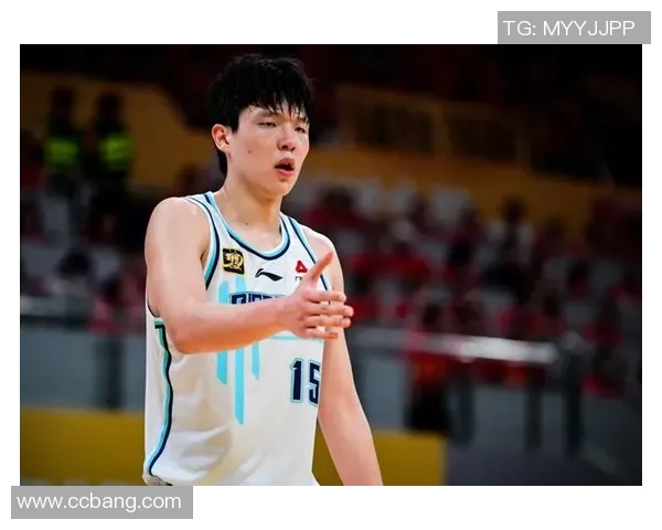 杨瀚森在G联赛中表现出色展现NBA潜力为中国篮球争光添彩